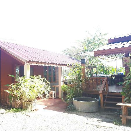Baan Bar Cafe Hotel Mecsem Kültér fotó