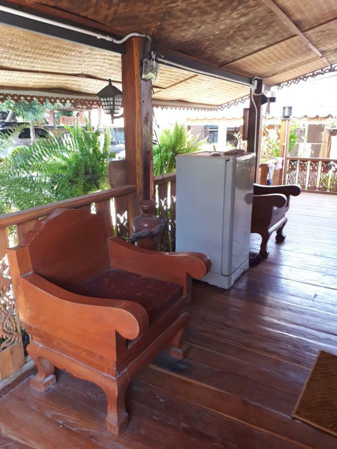 Baan Bar Cafe Hotel Mecsem Kültér fotó
