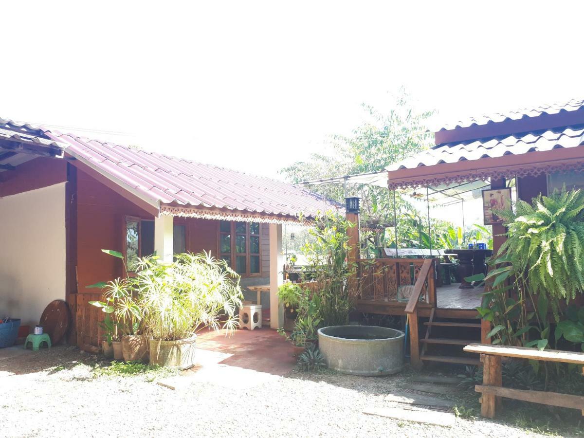 Baan Bar Cafe Hotel Mecsem Kültér fotó