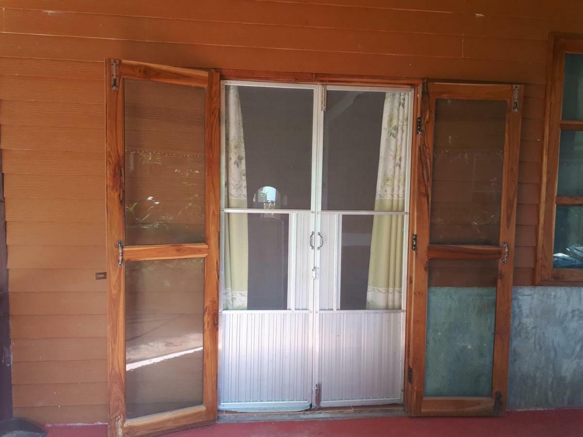 Baan Bar Cafe Hotel Mecsem Kültér fotó
